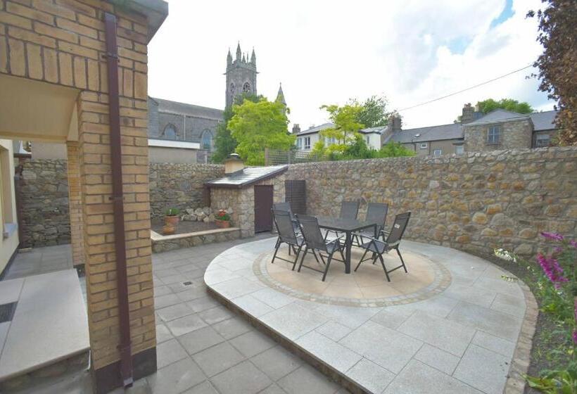 פנסיון Haddington Place