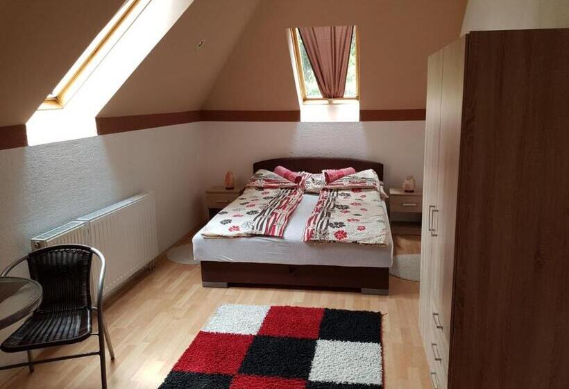 צימר Berg Szállás