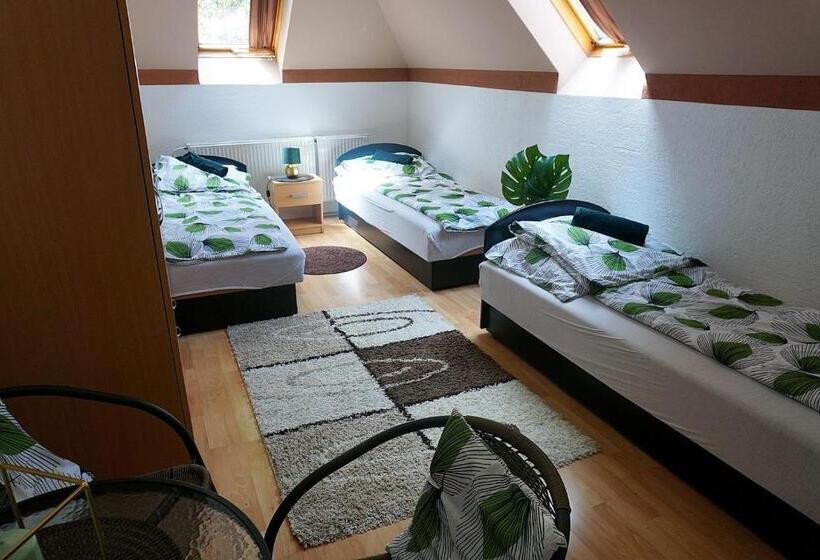 צימר Berg Szállás