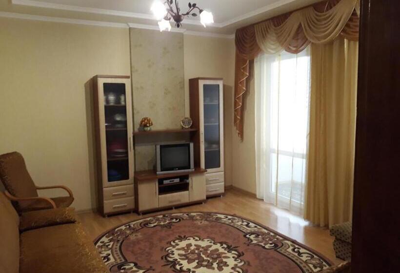 Hotel сонячна
