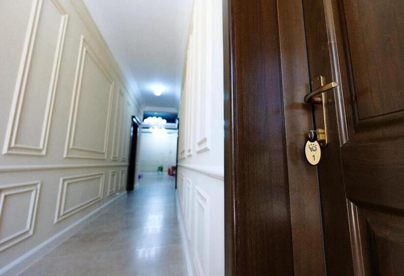 هتل Villa Ovidiu