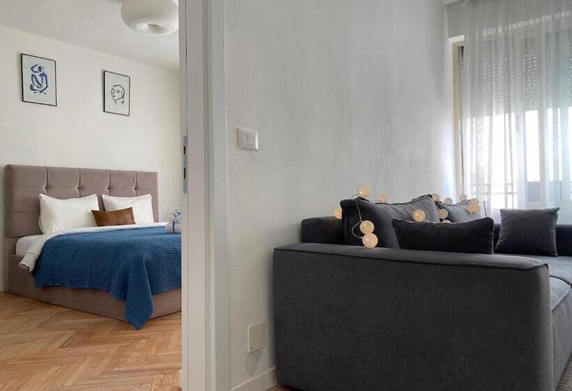 Myslym Shyri S Apartments