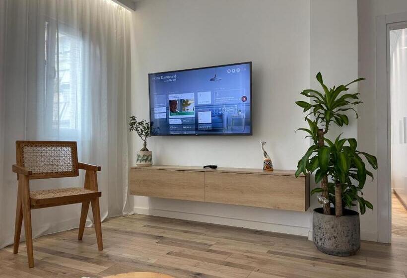 Myslym Shyri S Apartments