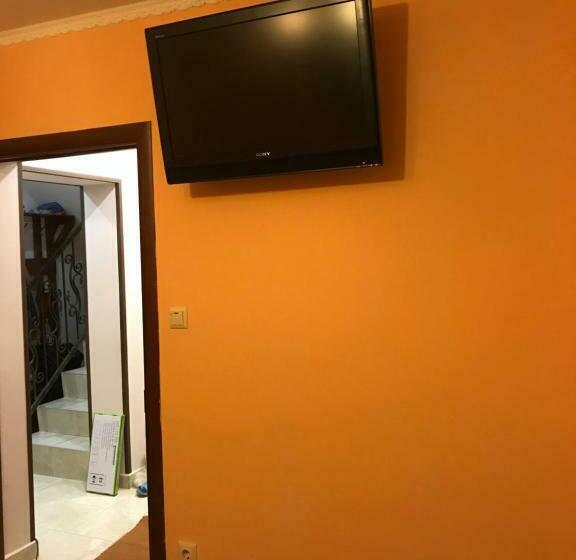 פנסיון Zatishok Guest House