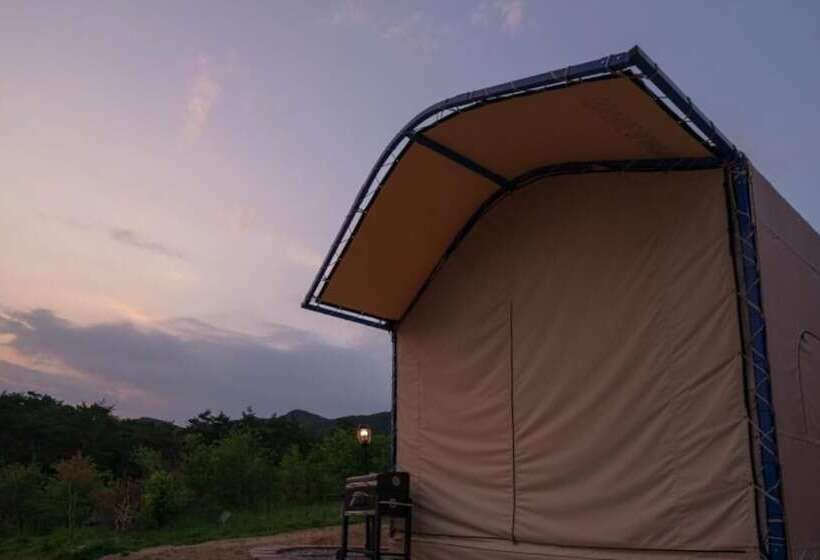 فندق Andong Sunrise Glamping