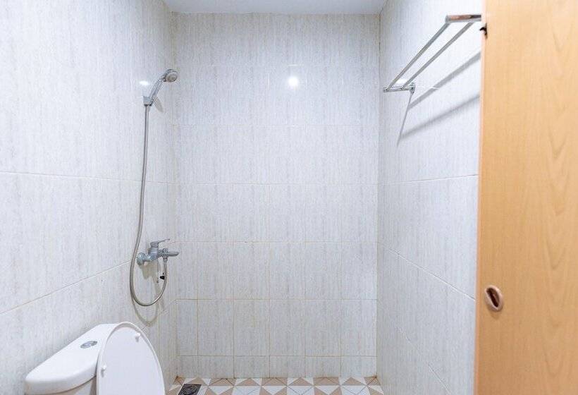 هتل Reddoorz @ Medan Johor 2