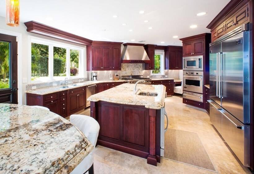 فندق Coconut Walk