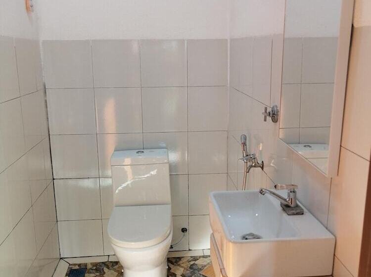 هتل Guesthouse Beluru