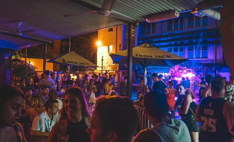 فندق صغير Youth Shack Backpackers Darwin