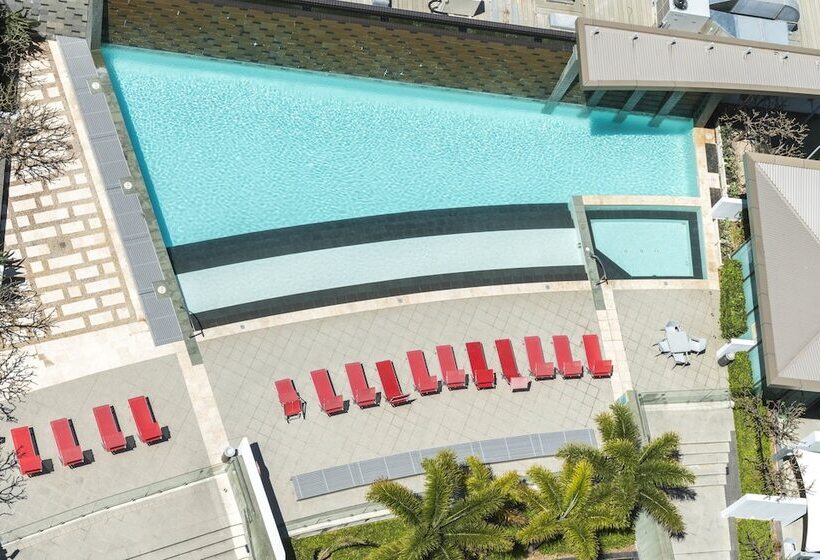 Aria Apartments