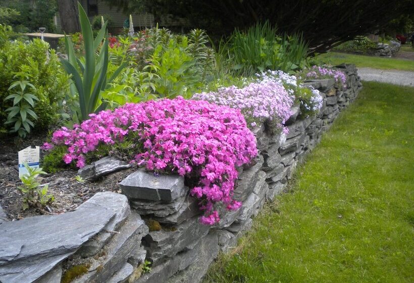 Fleetwood House Bed And Breakfast