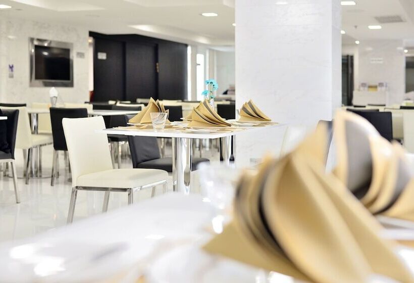 Отель Shilat Avenue Pattaya