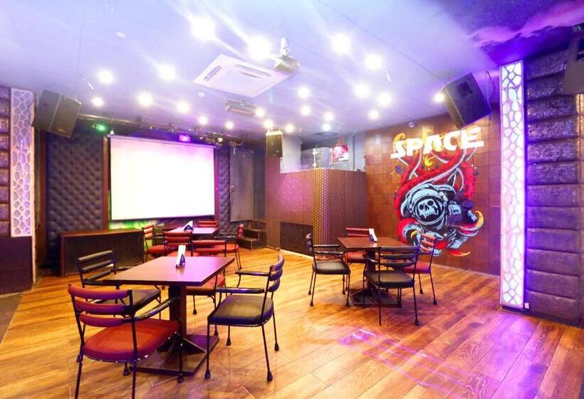 فندق City Heart Premium