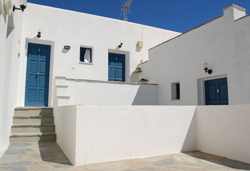 ホテル Coralli Beach Apartments