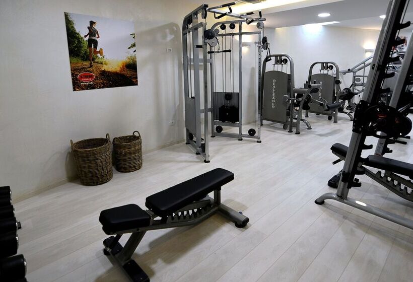 בית מלון כפרי Insula Alba Resort & Spa