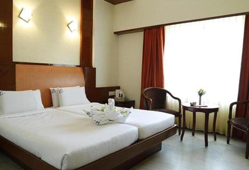 Fabhotel Prime Chennai Deluxe