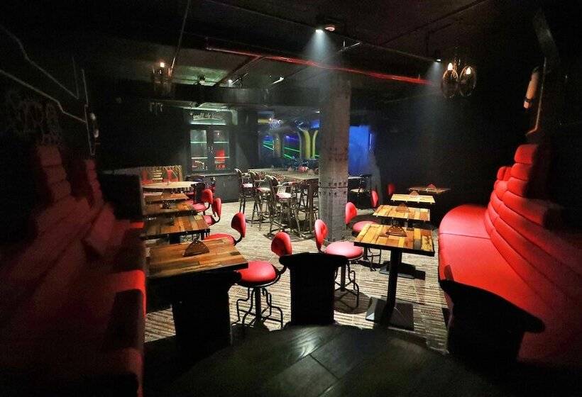 هتل Park Elanza Chennai