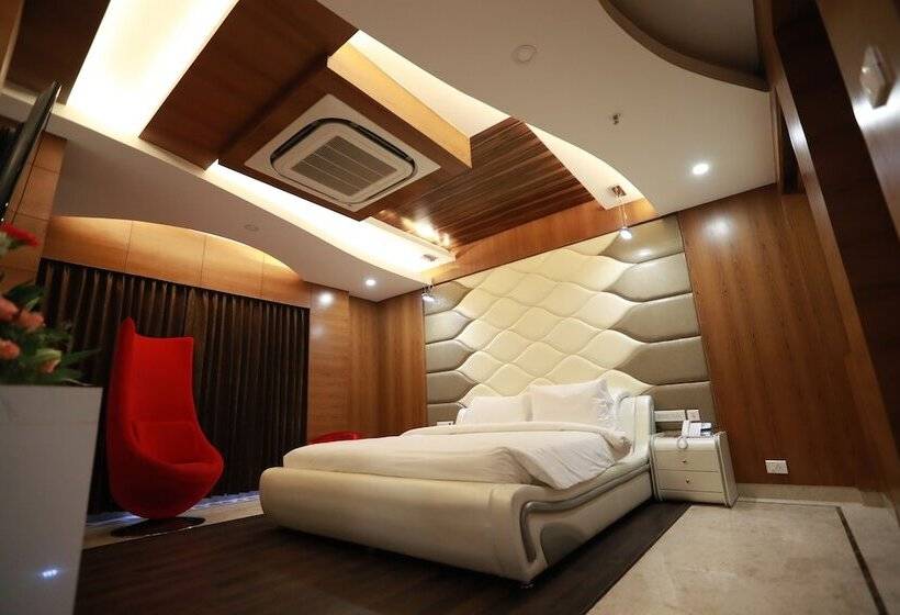 هتل Park Elanza Chennai