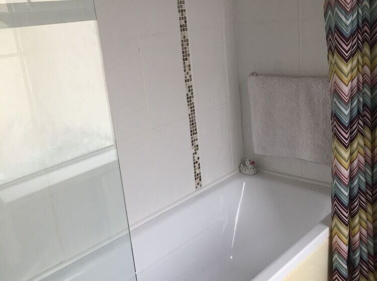 בית מלון כפרי Phantele Bed And Breakfast