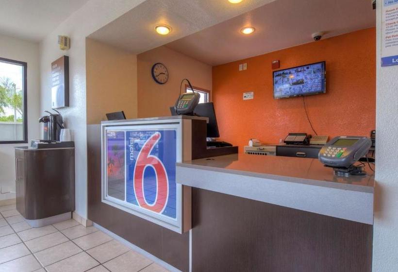 Motel 6 Los Angeles  Baldwin Park