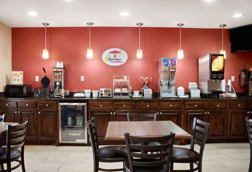 מוטל Super 8 By Wyndham Jackson