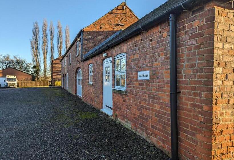 پانسیون Wold Escapes, Highfield Farm