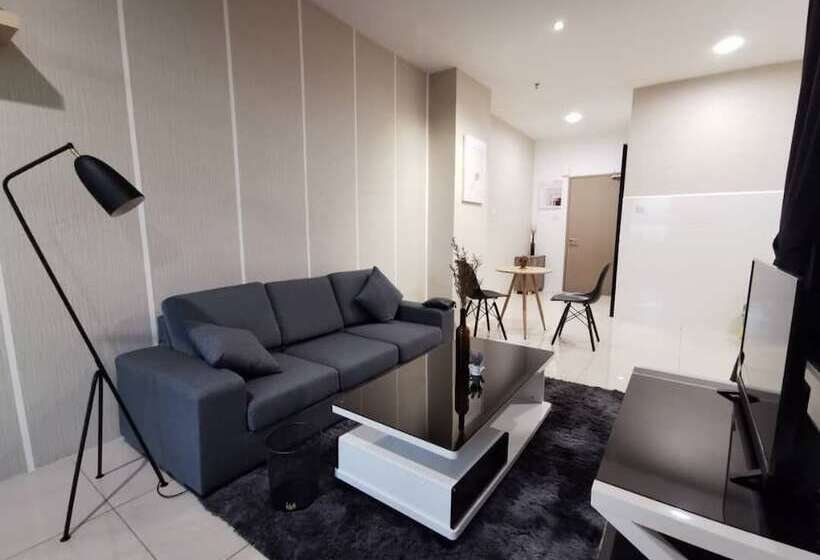 Отель Manhattan Suite Itcc Penampang