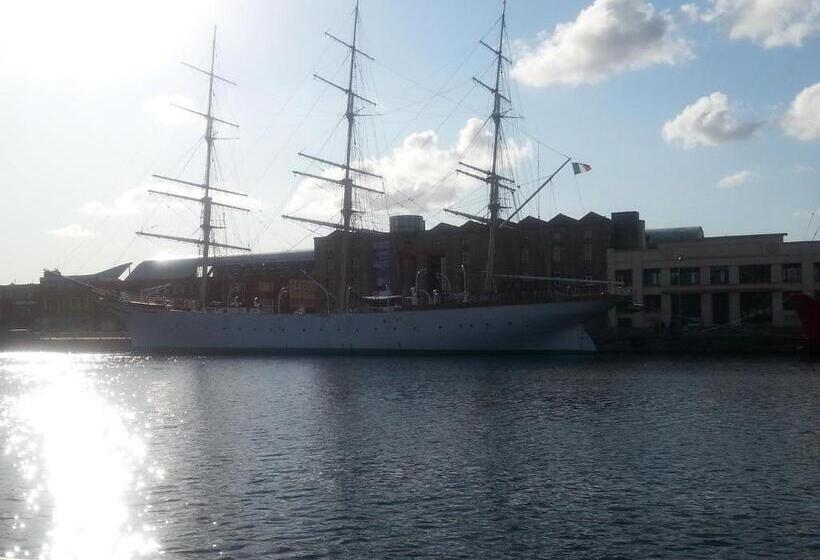 B&b Hotel Dunkerque Centre Gare