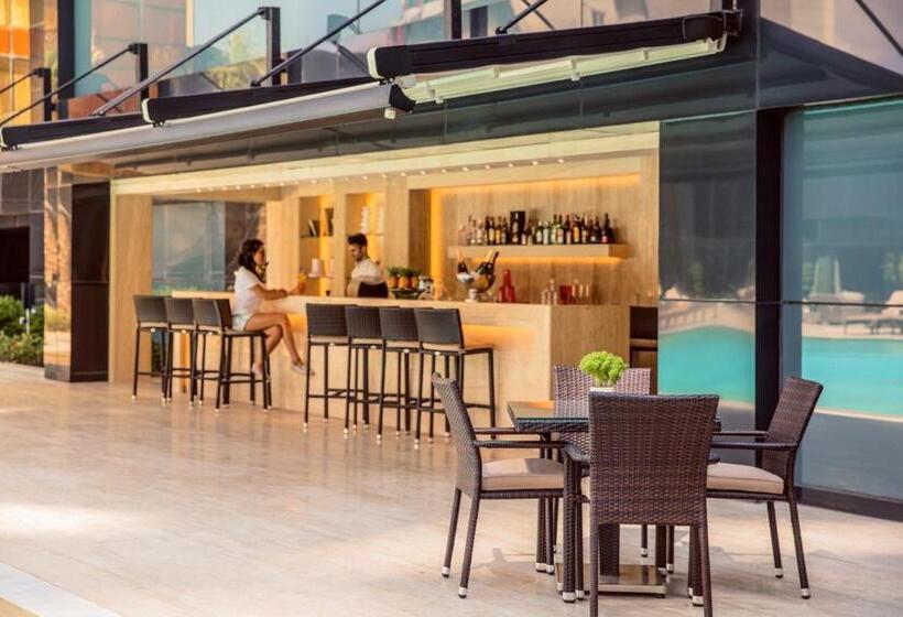 호텔 Burgu Arjaan By Rotana