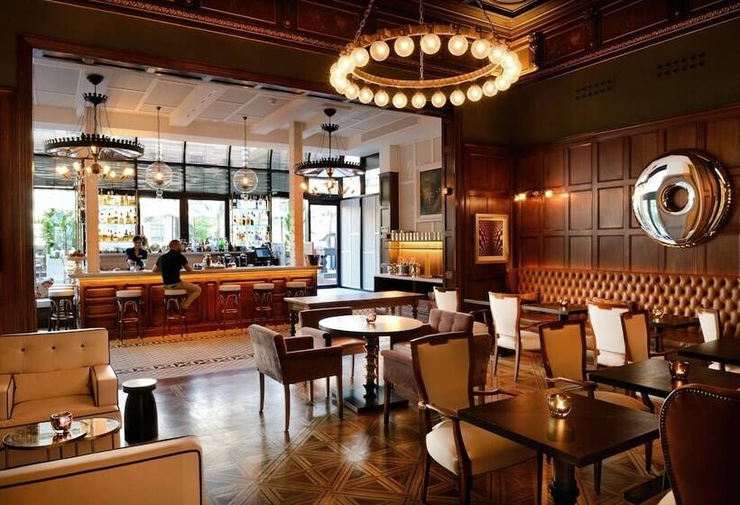 Cotton House Hotel, Autograph Collection