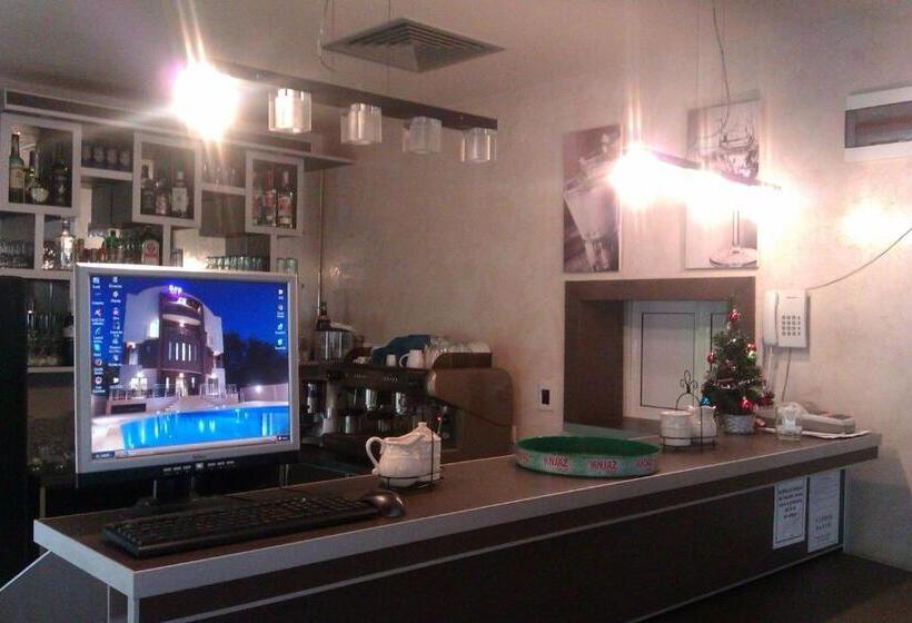 هتل Guesthouse Vila Dnd