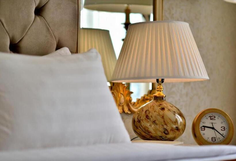 هتل Little Amaroossa Residence Jakarta