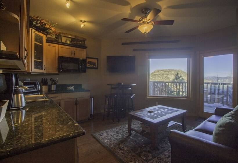 هتل Marys Lake Lodge Mountain Resort And Condos