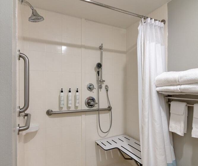 Отель Towneplace Suites By Marriott Dallas Mckinney