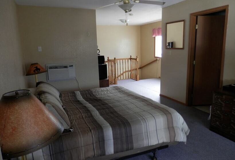 Trail Motel