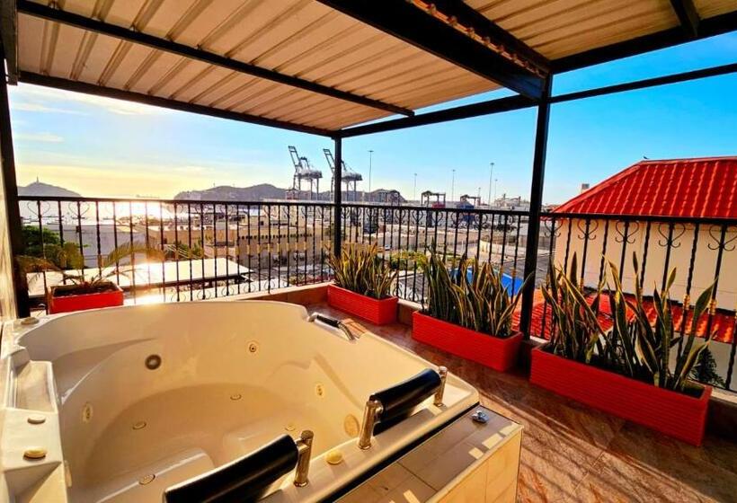 هتل Carolina Del Mar