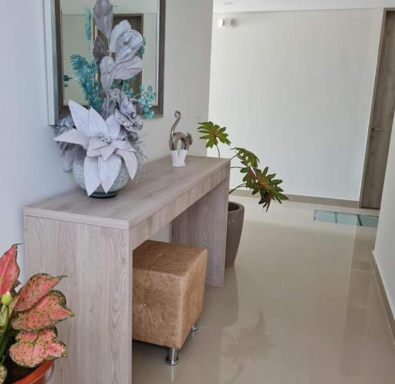 هتل Carolina Del Mar