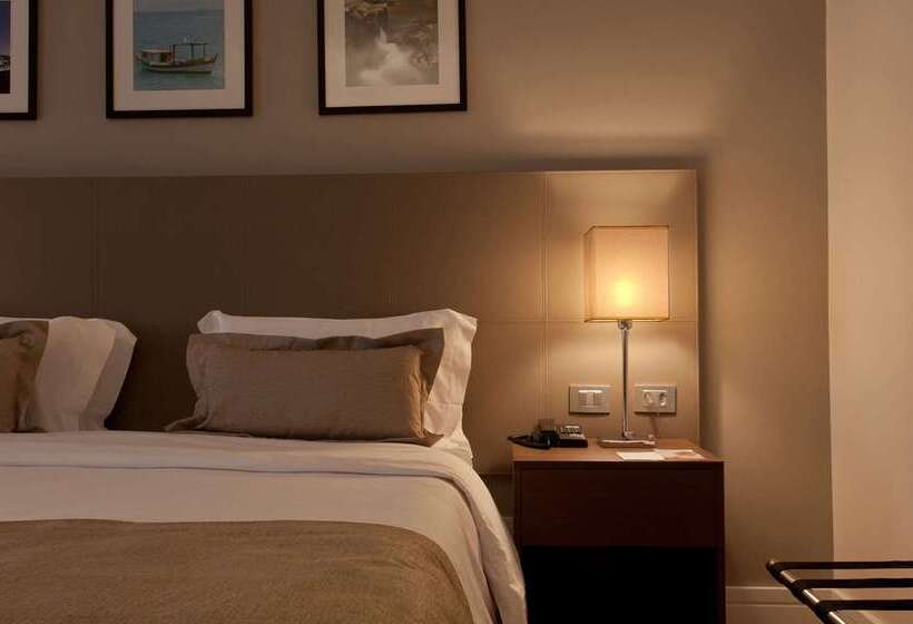 ホテル Golden Tulip Sao Jose Dos Campos
