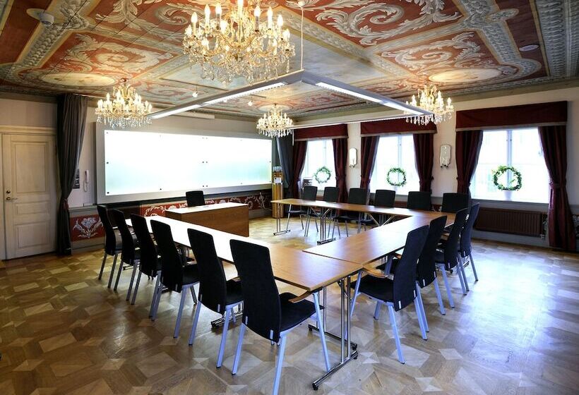 בית מלון כפרי Gripsholms Värdshus