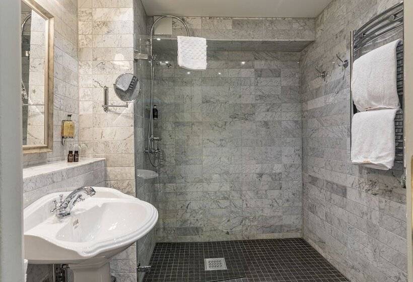 בית מלון כפרי Gripsholms Värdshus