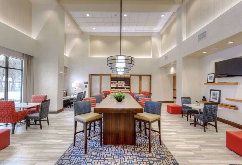 בית מלון כפרי Hampton Inn & Suites Dallas/plano East