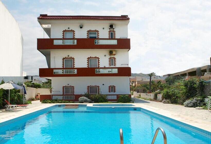 فندق Haris Apartments