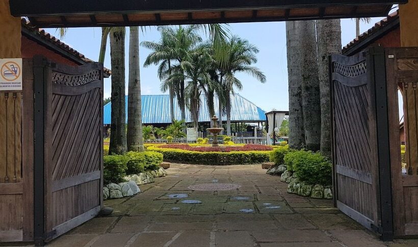 هتل San Antonio Del Cerro