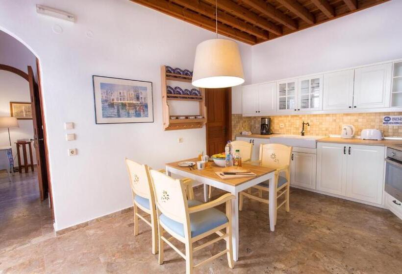 هتل Thea Villas And Suite