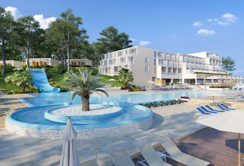 Отель Valamar Isabella Miramare