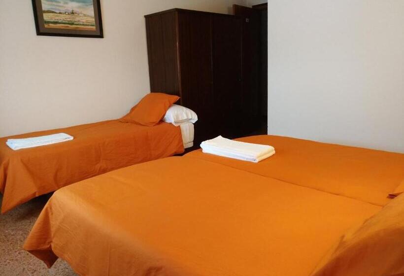 Hostal L´esplai