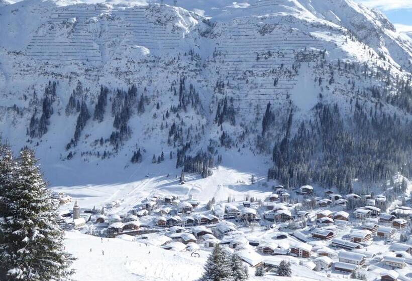 هتل Jagdhaus Monzabon