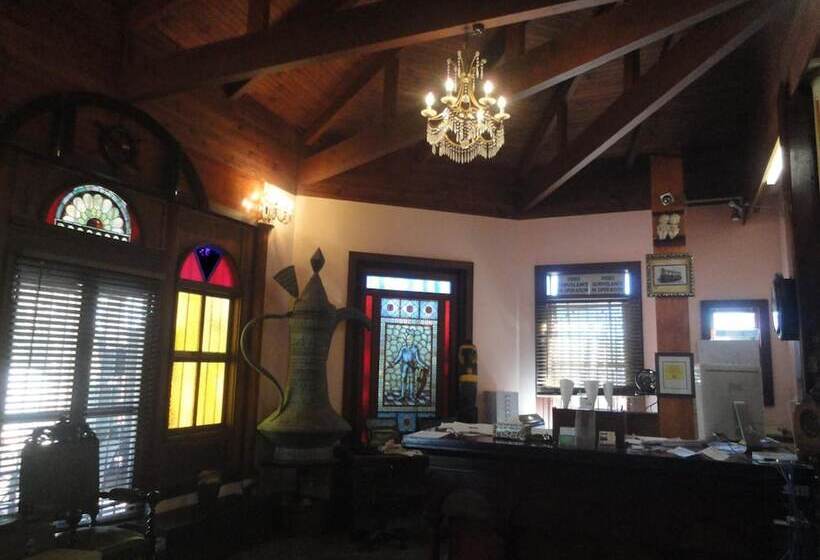 فندق على الطريق A Railway Lodge