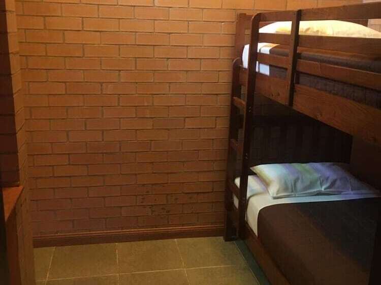 فندق على الطريق A Railway Lodge