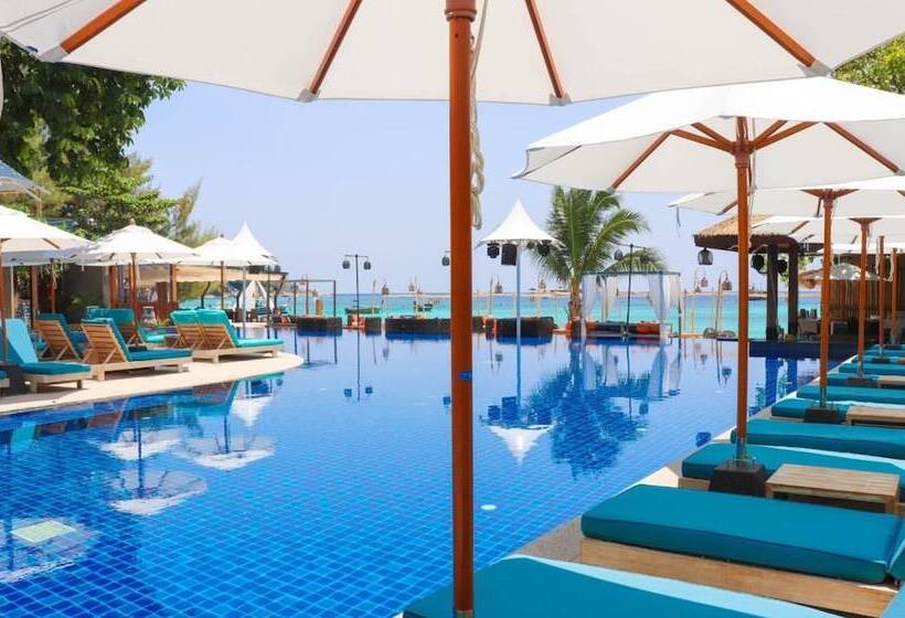 Akira Lipe Resort